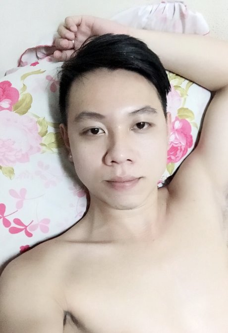 Kyo HuynhLong 🇻🇳 nude leaked OnlyFans pic