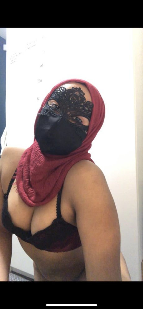 Miss Muslim Free nude leaked OnlyFans pic