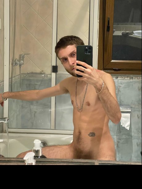 Zearred_lonaus nude leaked OnlyFans pic