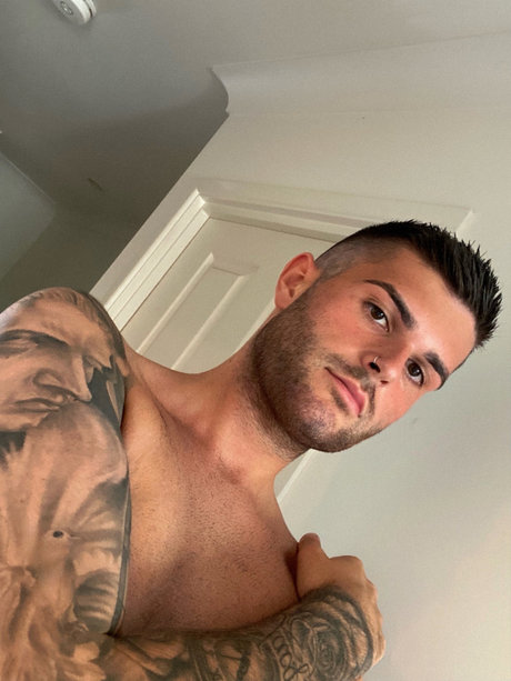Lachie nude leaked OnlyFans pic