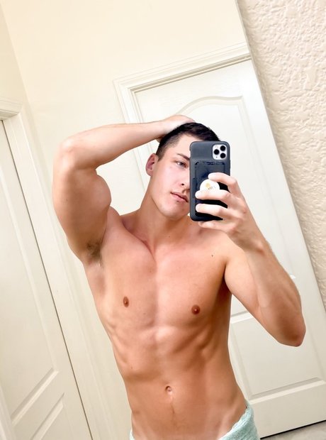 Tristan Hunter nude leaked OnlyFans pic