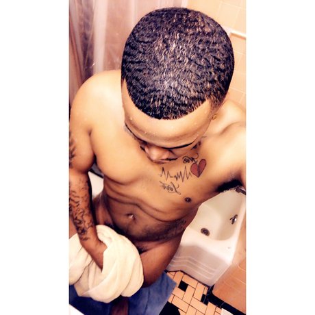 Ty_dollvsign nude leaked OnlyFans pic