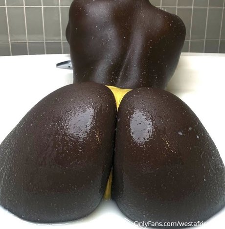 West African Doll nude leaked OnlyFans pic