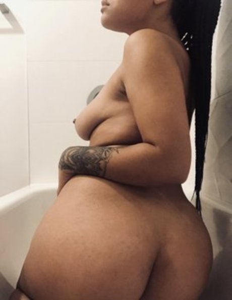 Vieraralyn nude leaked OnlyFans photo #73