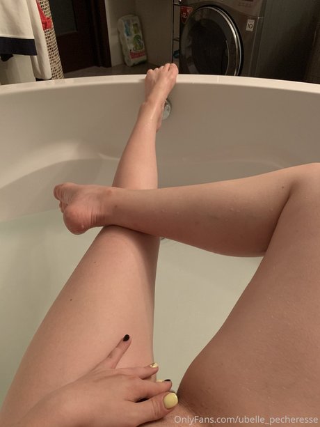 Belle pecheresse nude leaked OnlyFans pic
