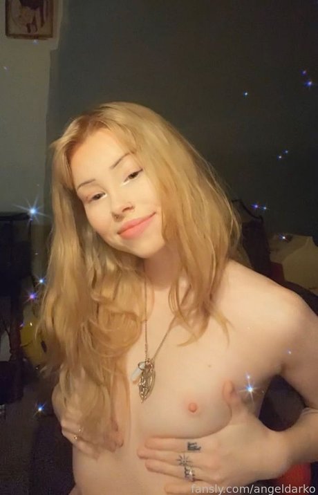 Angeldarko nude leaked OnlyFans pic