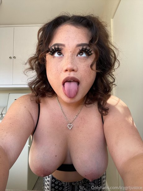 Icy Girl Justice nude leaked OnlyFans pic