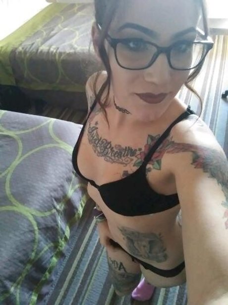 Tattooed Queen 92 nude leaked OnlyFans pic