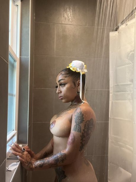 Helloomcfly nude leaked OnlyFans photo #18