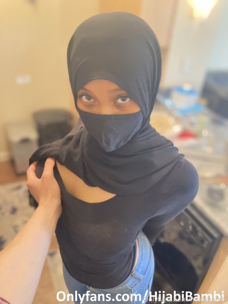 Hijabi Bambi nude leaked OnlyFans pic