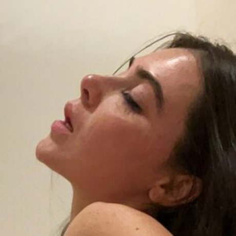 Zoe Roe nude leaked OnlyFans photo #6