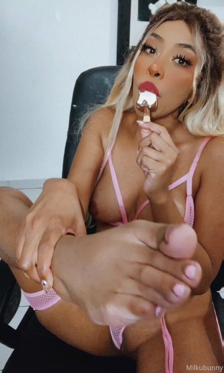 Milkubunny nude leaked OnlyFans pic