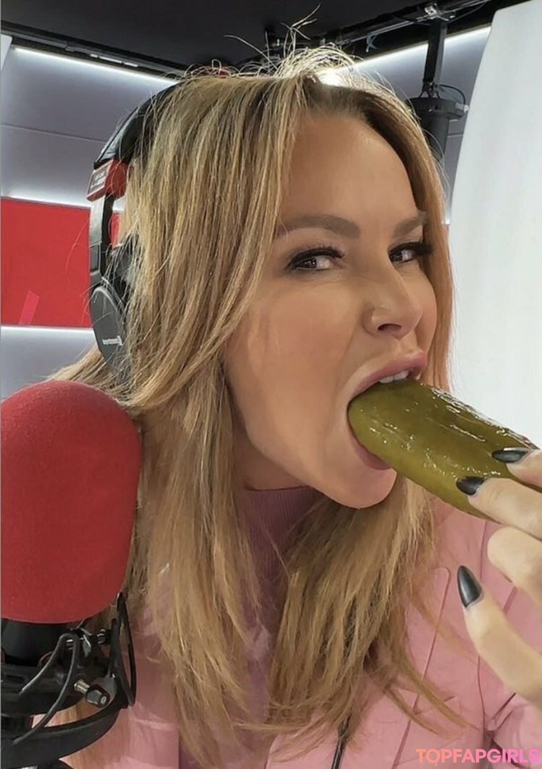 Amanda Holden Nude Leaked OnlyFans Photo #603