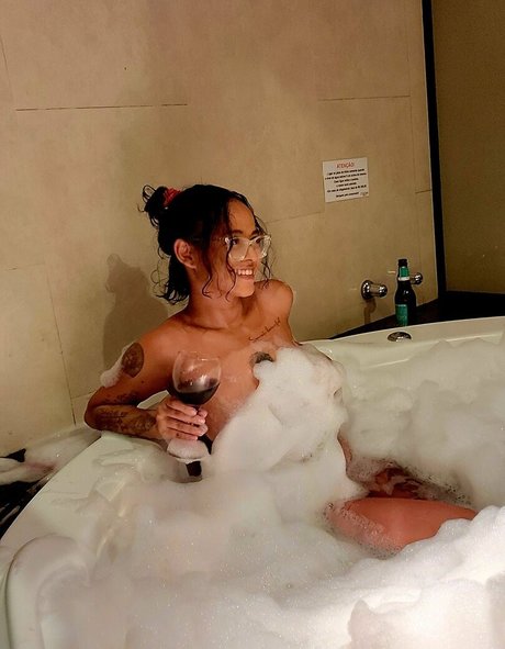 Bruna Santiago nude leaked OnlyFans pic