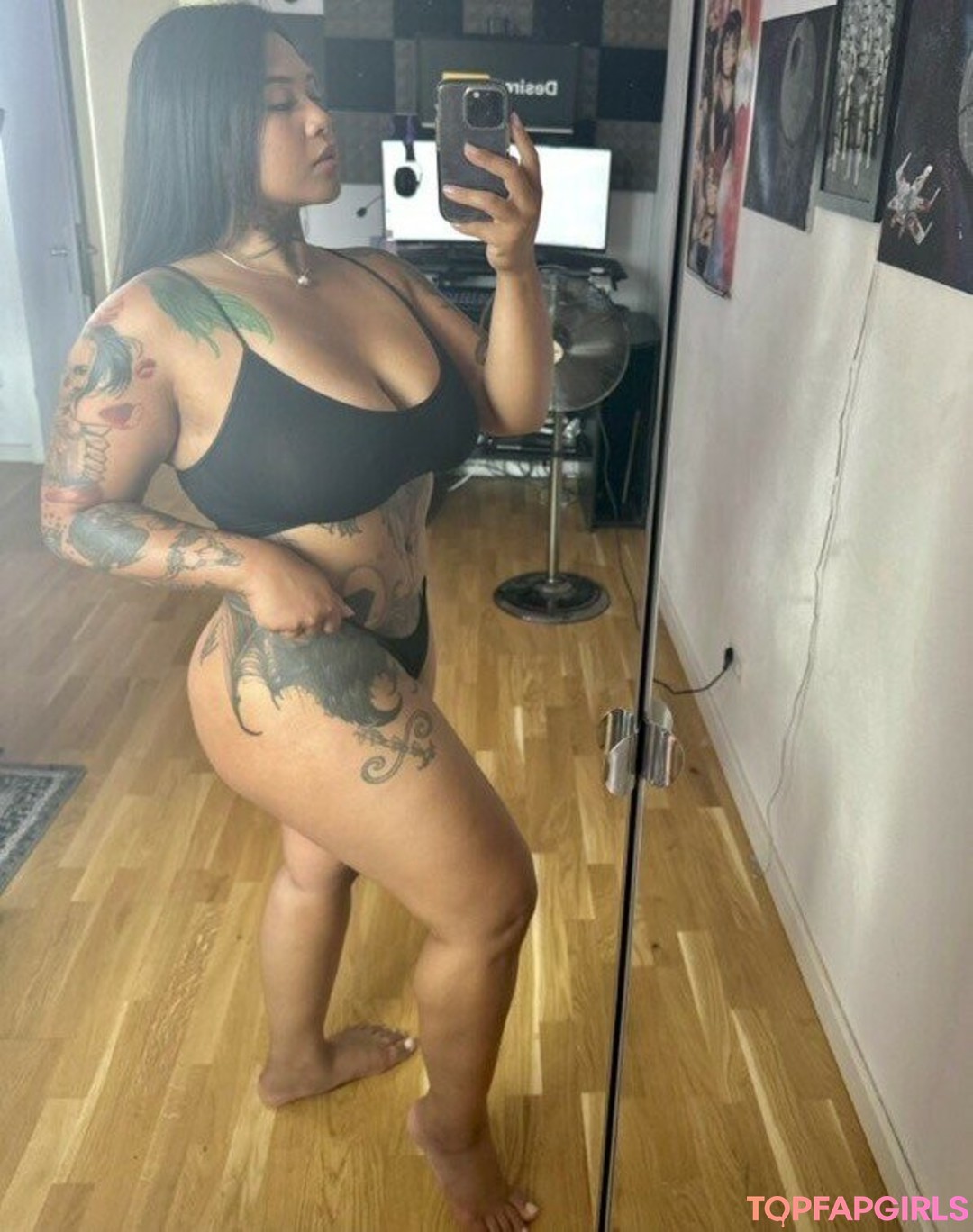 Desiree Deep Nude Leaked OnlyFans Photo #5