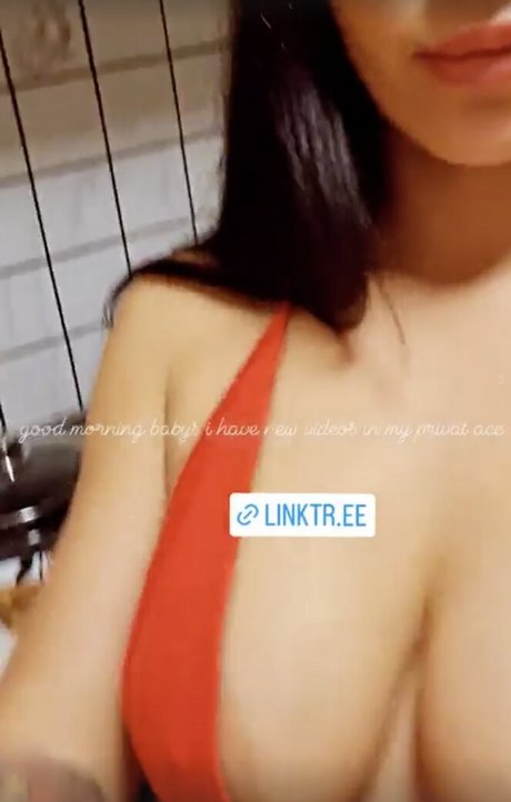 Missafroditax nude leaked OnlyFans pic
