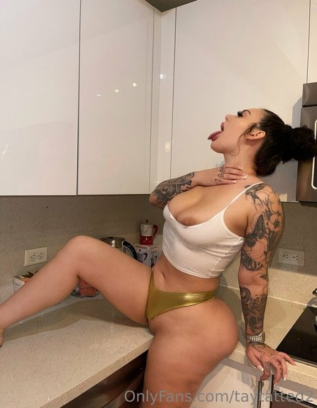 Taytatted2 nude leaked OnlyFans pic
