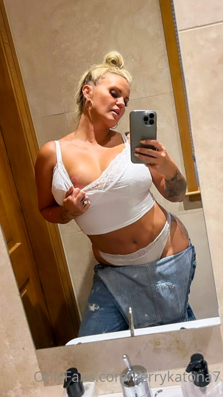 Kerry Katona nude leaked OnlyFans photo #59