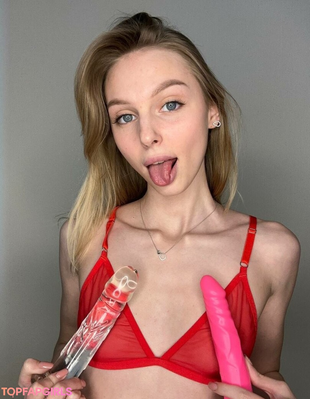 Sofiaaaparker Nude Leaked OnlyFans Photo #9