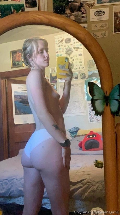 Bananagirl98 nude leaked OnlyFans photo #42