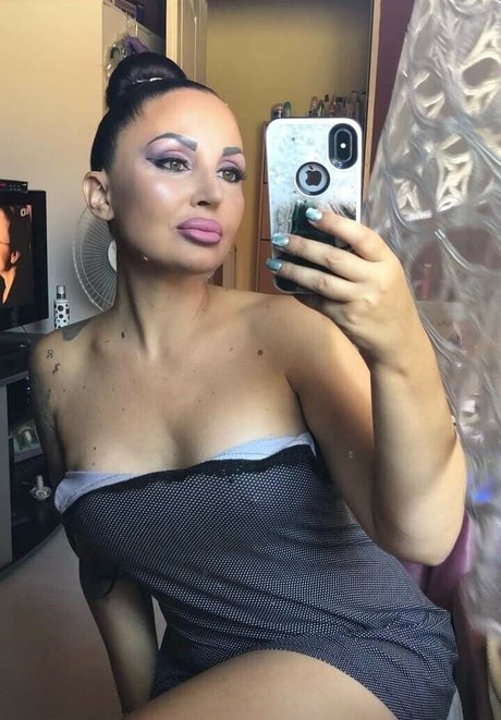 Leskovac nude leaked OnlyFans pic