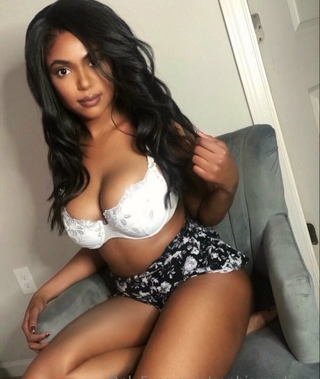 Sophiacardinez nude leaked OnlyFans photo #18