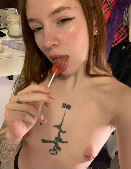 Juliablomyyyy nude leaked OnlyFans pic