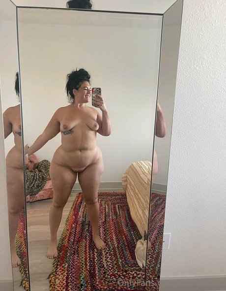 Thecurvyfoxx nude leaked OnlyFans pic