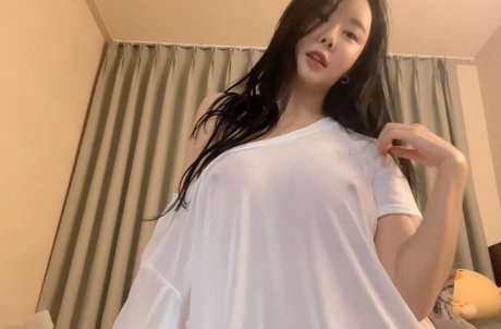 Tangle Dahee nude leaked OnlyFans pic