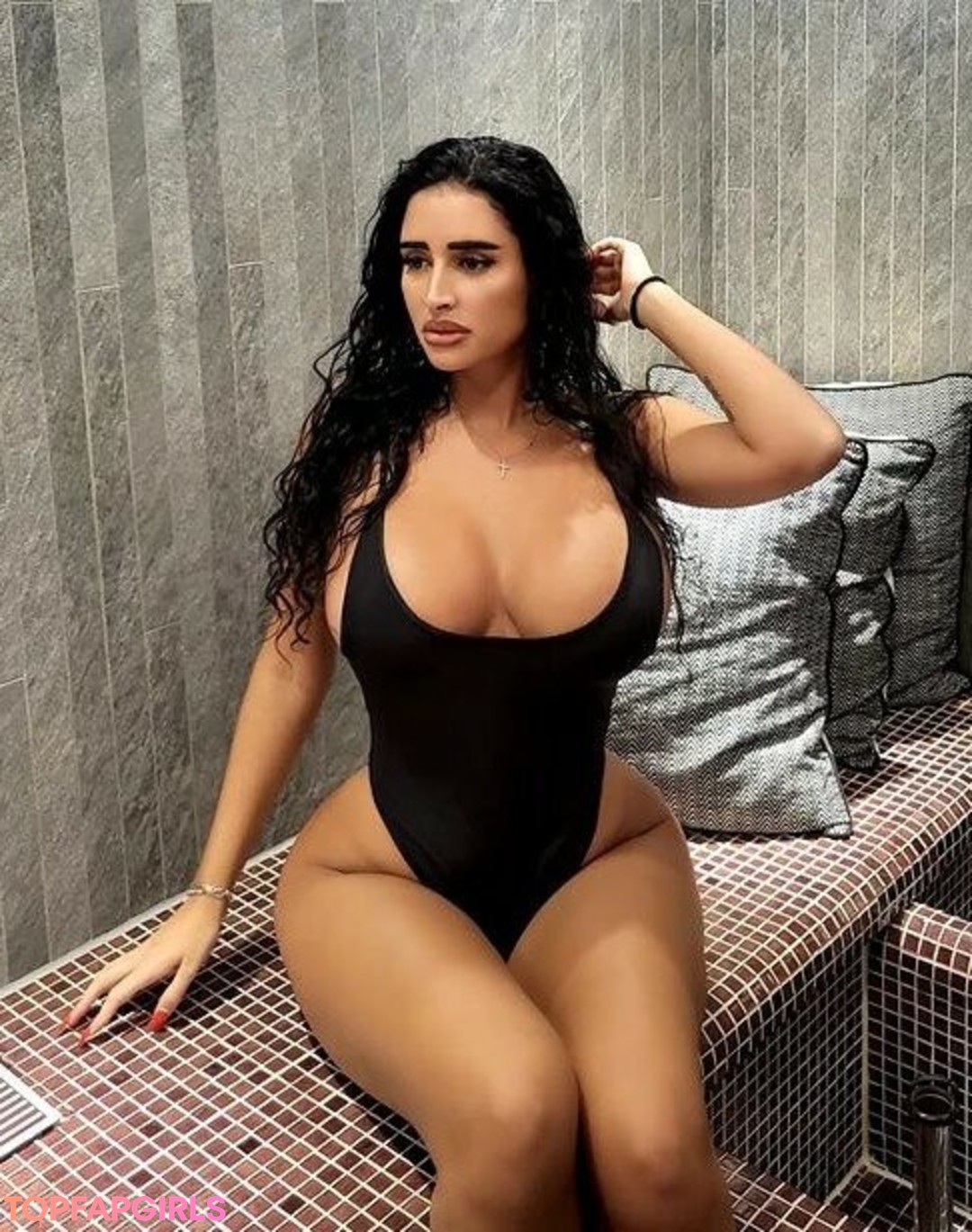 Tania Barbosa Nude Leaked OnlyFans Photo #2