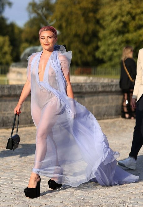 Florence Pugh nude leaked OnlyFans photo #600