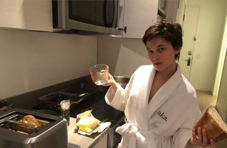 Cailee Spaeny nude leaked OnlyFans pic