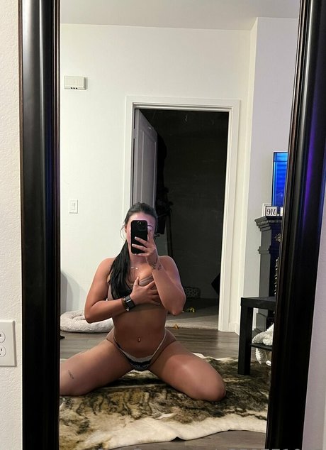 Tana Hennessey nude leaked OnlyFans pic