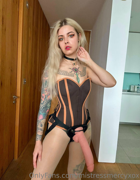 Mistressmercyxox nude leaked OnlyFans photo #213