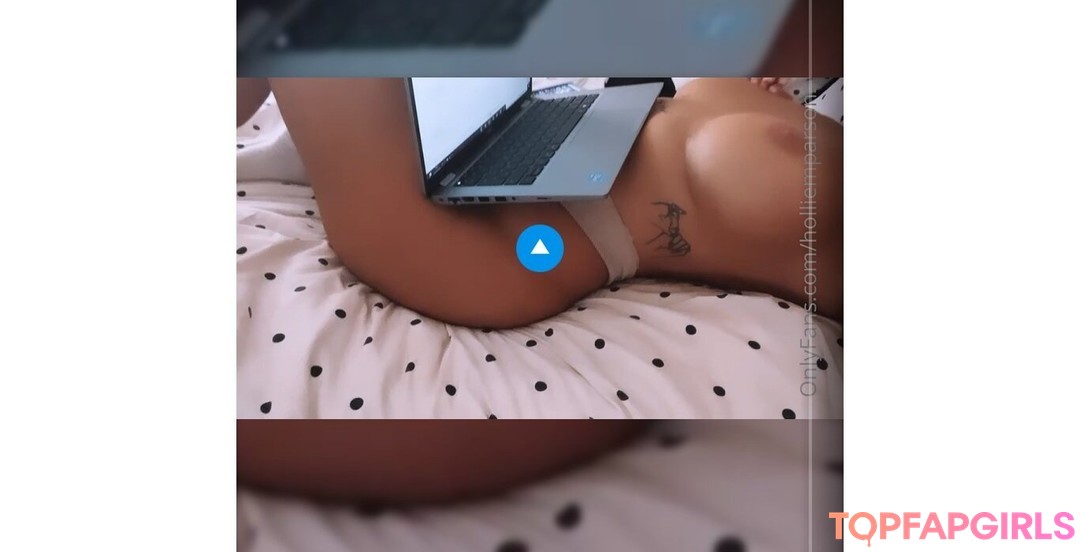 Hollie M Parsons Nude Leaked OnlyFans Photo #11