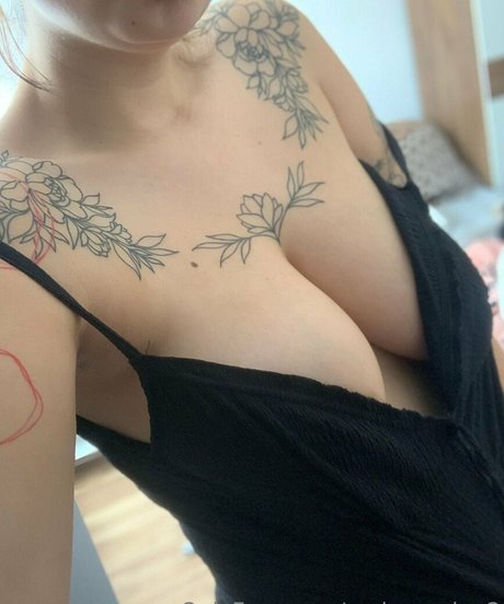 Nixzusehen nude leaked OnlyFans pic