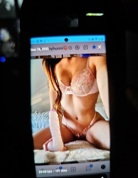 Peachyhunni nude leaked OnlyFans pic