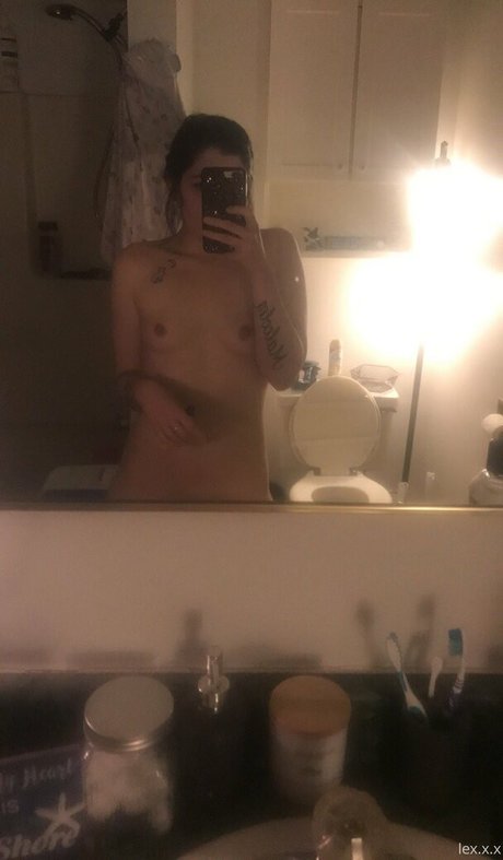 Lex.x.x nude leaked OnlyFans pic