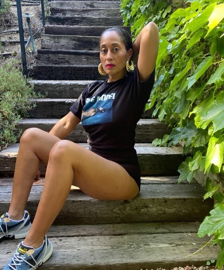 Tracee Ellis Ross nude leaked OnlyFans pic