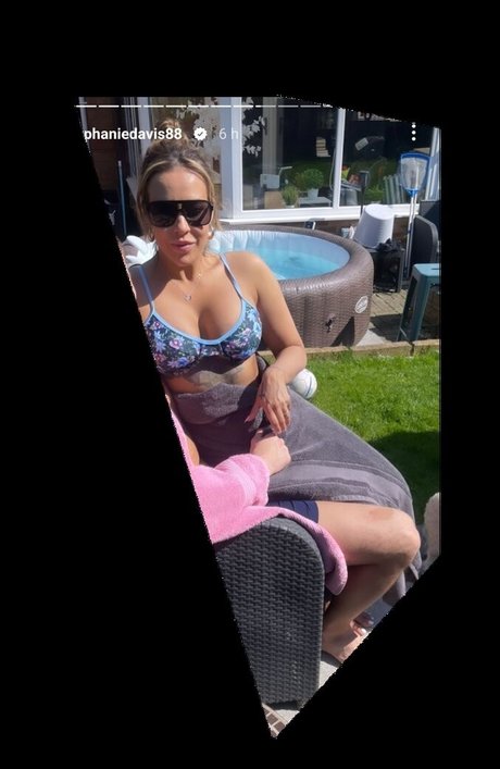 Stephanie Davis nude leaked OnlyFans pic