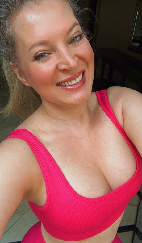 Joice Hasselmann nude leaked OnlyFans pic