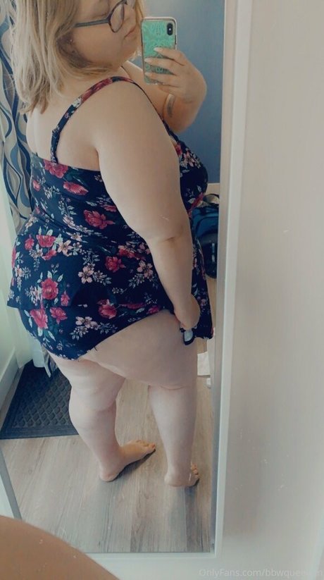 Bbwqueeeen nude leaked OnlyFans photo #15