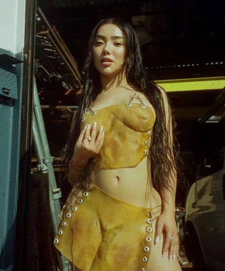 Nikita Dragun nude leaked OnlyFans pic