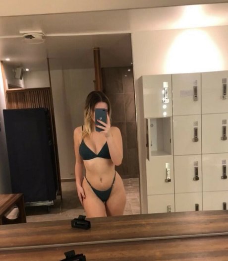 Arielle Burstrom nude leaked OnlyFans pic