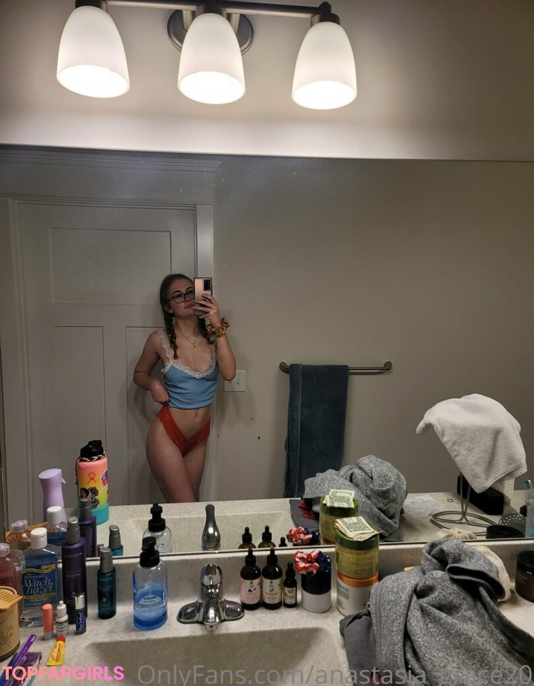 Anastasia_grace20 Nude Leaked OnlyFans Photo #2