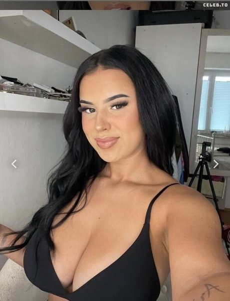 Romyluisaa nude leaked OnlyFans pic