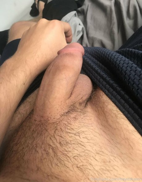 Heyitskalen nude leaked OnlyFans pic