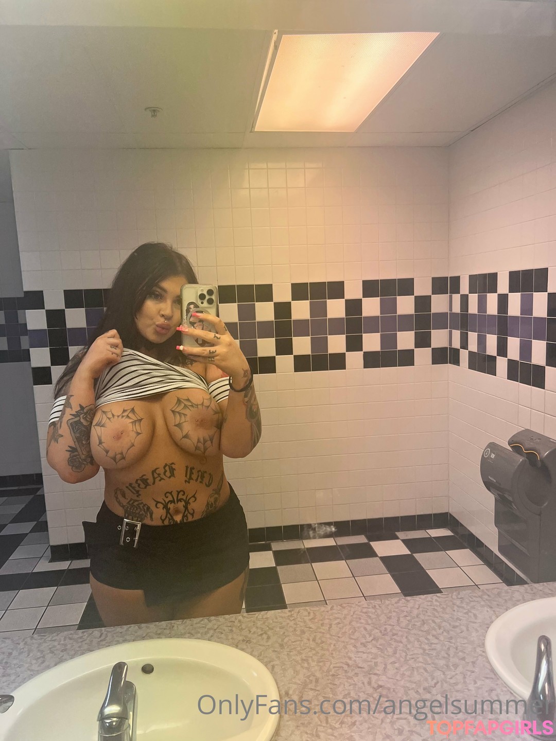 Goth Angel Summer Nude Leaked OnlyFans Photo #96