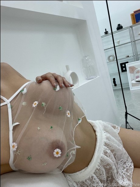 Baesylvie nude leaked OnlyFans pic