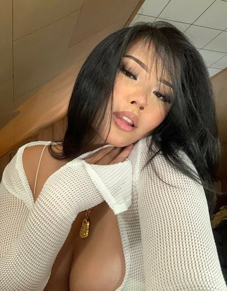 Faith Vang nude leaked OnlyFans pic